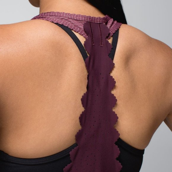 LULULEMON 105 F Singlet *Laser-Cut in Bordeaux - Picture 3 of 9